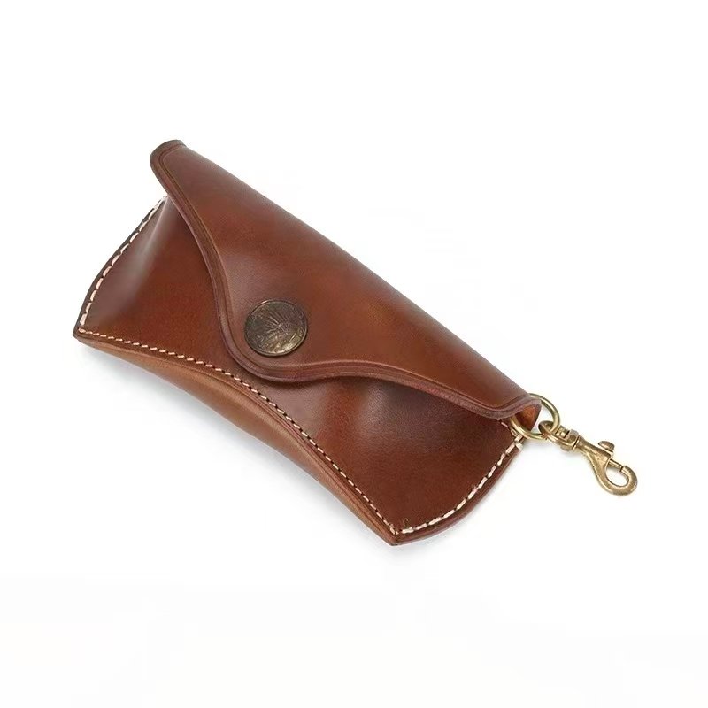 small leather accessories